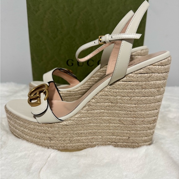 Gucci Women's White and Gold Wedge Sandals - Picture 5 of 7